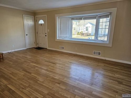 116 6th St, Cresskill NJ  07626-2004 exterior