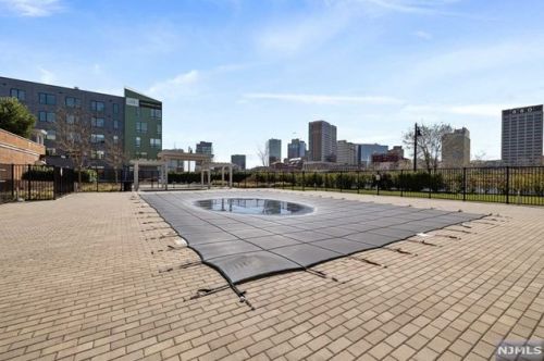 200 Dey St, East Newark NJ  07029-1883 exterior