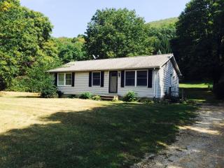 4530 Rudetown Rd, Hardyston NJ  exterior