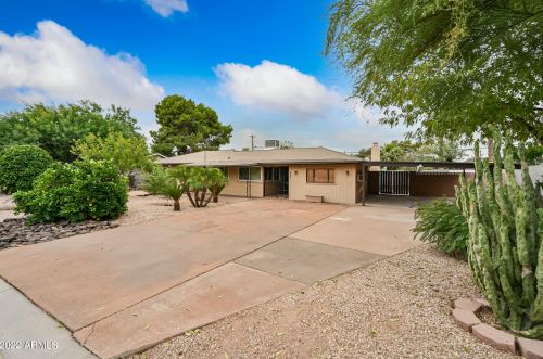 3810 35th Pl, Phoenix AZ  85018-5104 exterior