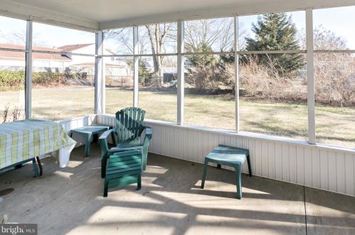 5 Cambridge Ave, Erial NJ 08081-1229 exterior