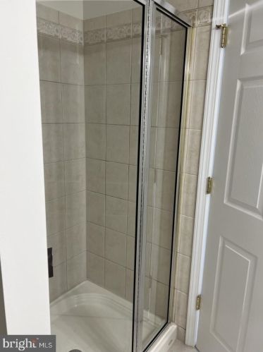 117 Sansom Ln, West Deptford NJ 08096-5168 exterior