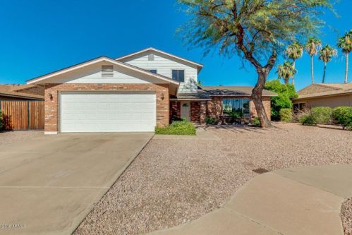 2610 Kiva Ave, Mesa AZ  85209-5157 exterior