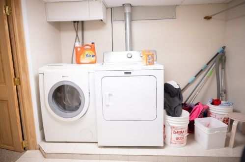 23 Burroughs Rd, North Reading MA 01864-1203 exterior