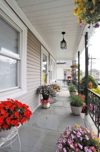 201 Query St, New Bedford, MA 02745-5256