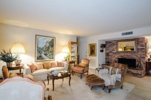 3526 Rockcrest Dr, Garland TX 75044-6514 exterior