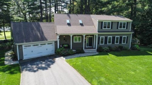 45 Woodside Dr, Milton, MA 02186-4409