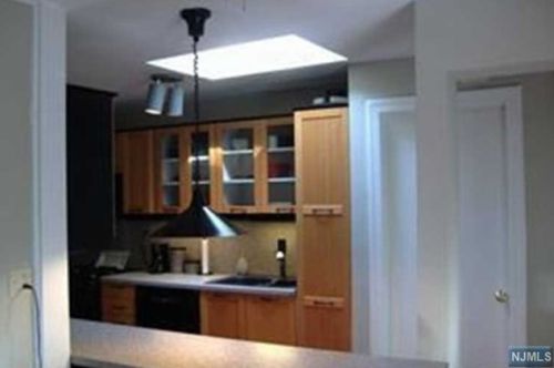 38 Delmar Ave, Cresskill NJ  07626-1502 exterior