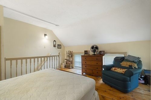 87 Gardner St, Groveland MA 01834-1141 exterior