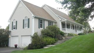 53 Scenic Rd, Montgomery, MA 01085-5197