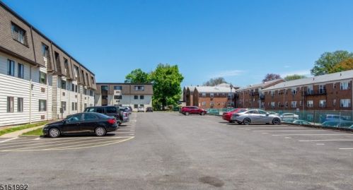 20 Watsessing Ave, Belleville, NJ 07109-4223