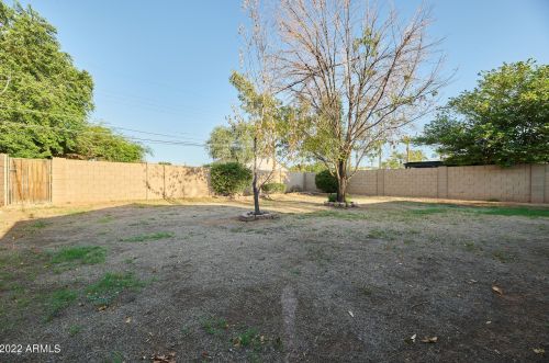 4234 42nd Pl, Phoenix AZ  85018-4290 exterior