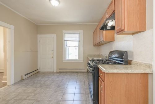 69 Fern St, Lawrence MA 01841-1160 exterior