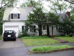 104 Roundwood Rd, Newton, MA 02464-1260