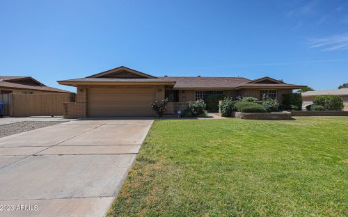 3945 Augusta Ave, Phoenix, AZ 85051-5743