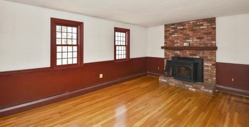 9 Knollwood Rd, Worcester, MA 01612-1325