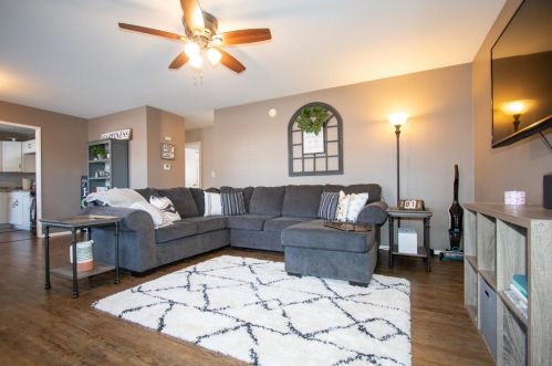 611 Parkside Ave, Valpo IN  46383-4316 exterior