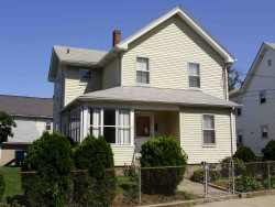 25 Green St, Newton, MA 02458-1313