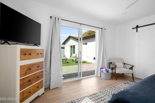 5215 Cambridge Ave, Phoenix AZ 85008-1213 exterior