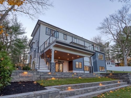 1056 Greendale Ave, Needham MA 02492-4726 exterior