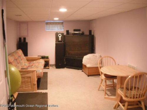 1302 Logan Rd, Tinton Falls NJ  07712-4527 exterior