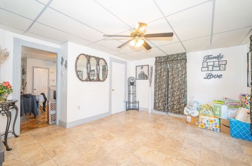 12 Br St, Worcester MA 01604-3701 exterior