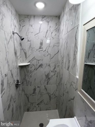 5818 Camac St, Philadelphia PA  19141-4123 exterior