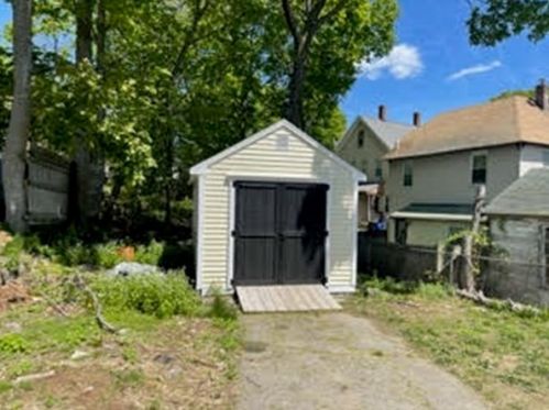 17 Arthur St, Quincy MA 02169-4828 exterior