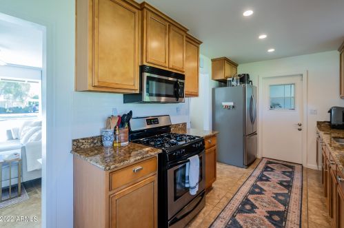 7708 17th Dr, Phoenix AZ  85021-7016 exterior