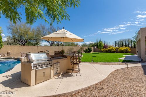 25311 51 Dr, Phoenix AZ 85035-1901 exterior