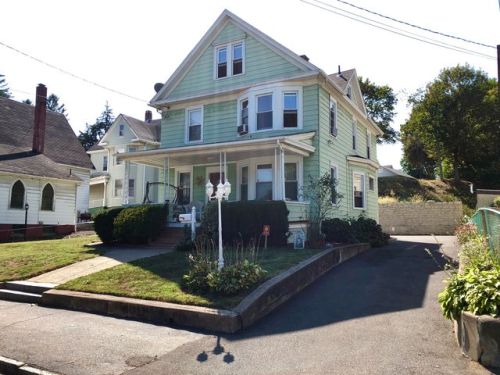 25 Franklin St, Ansonia, CT 06401-1703