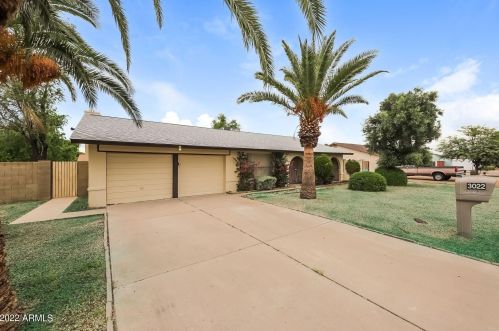 3022 Anderson Dr, Phoenix AZ  85053-1903 exterior