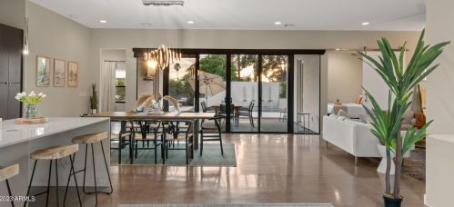 6846 13th Pl, Phoenix AZ  85014-1120 exterior