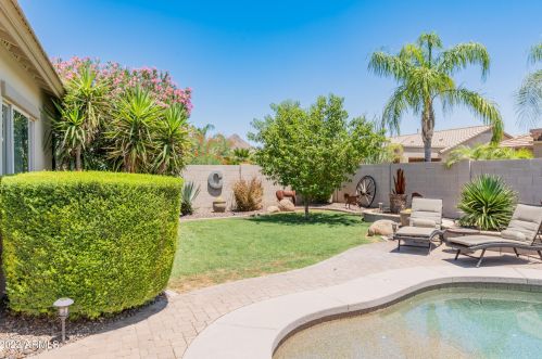 26205 56 Dr, Phoenix AZ 85031-1831 exterior