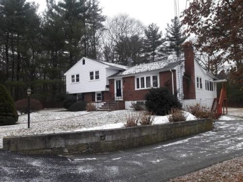 244 Robert Rd, Dedham, MA 02026-5716