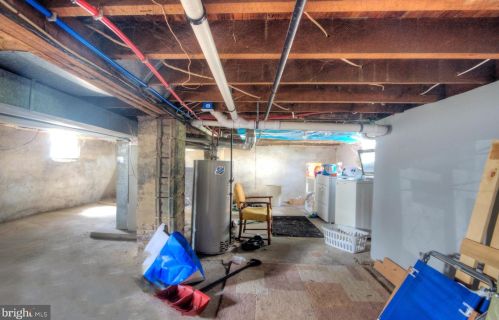 1702 Swedesboro Ave, West Deptford NJ  08066-1517 exterior