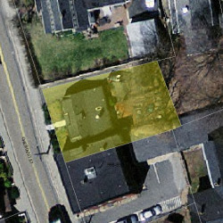 992 Chestnut St, Newton MA 02464-1102 aerial view