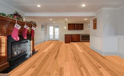 5 Buena Vista Dr, Skyline Lakes, NJ 07456-2022