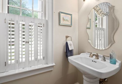 5 Cutter Hl Rd, Hingham MA exterior