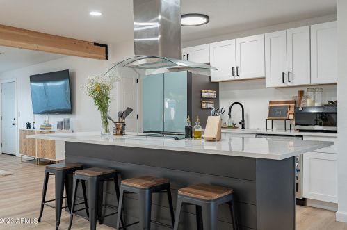 3320 Claire Dr, Phoenix AZ 85032-4933 exterior