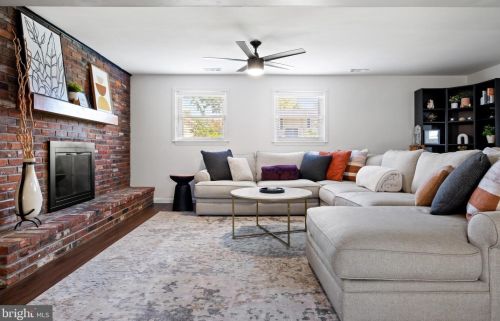 109 Central Ave, West Deptford NJ  08097-1210 exterior