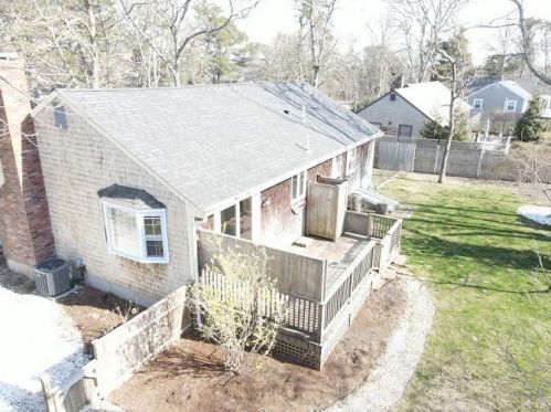 8 Joshuas Way, Chatham MA 02633-1565 exterior
