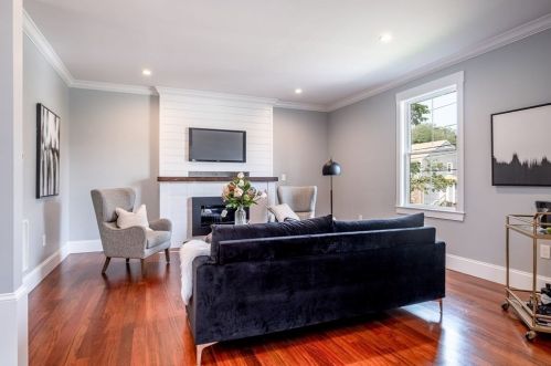 92 Dothan St, Arlington MA  02474-1343 exterior