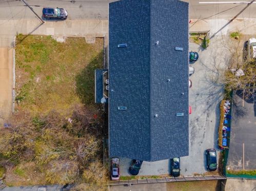 153 Belleville Ave, New Bedford MA 02746-2494 exterior