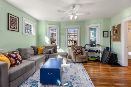 44 Barham Ave, Quincy MA 02171-2711 exterior