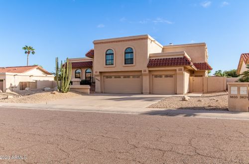 3835 Ahwatukee Dr, Phoenix AZ 85044-2033 exterior