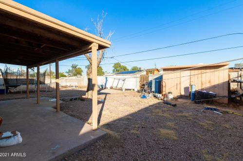 1039 27 Dr, Phoenix AZ 85045-2209 exterior