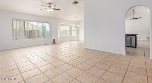 18802 34th Way, Phoenix, AZ 85050-2631