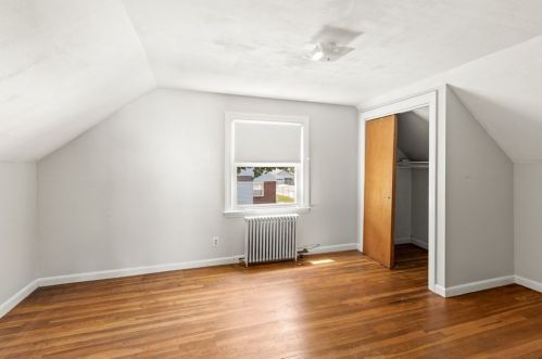 11 Grace Rd, Quincy MA 02169-3922 exterior