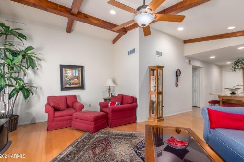 17235 2nd Pl, Phoenix AZ 85022-2315 exterior